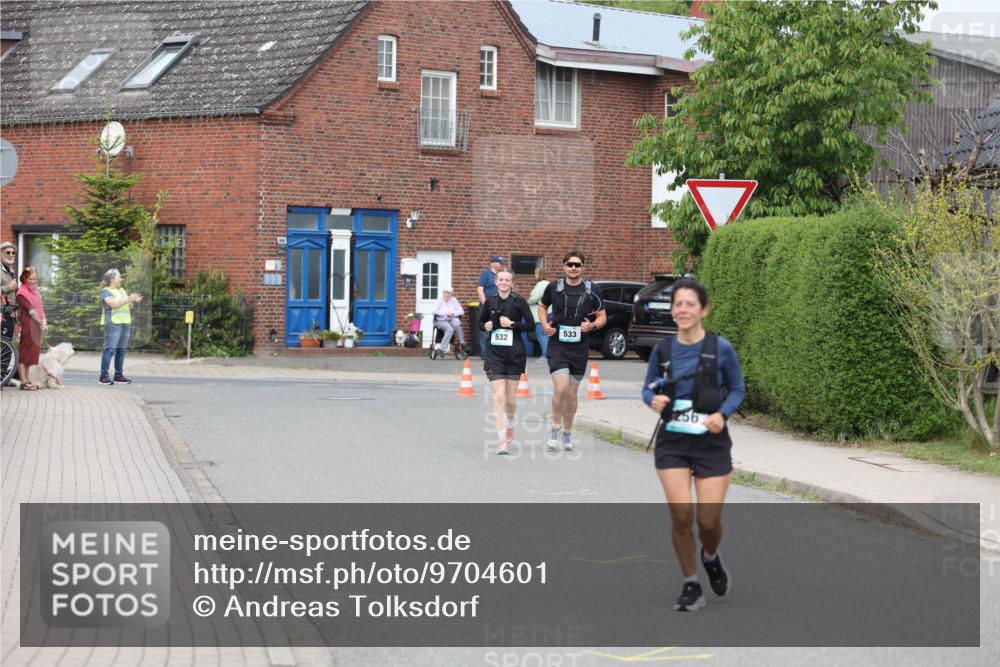 10.05.2026 - 8. Wedeler Halbmarathon Andreas Tolksdorf http://msf.ph/oto/9704601 10.05.2026 10:38:19 Laufen 332, 33, 256 meine-sportfotos.de