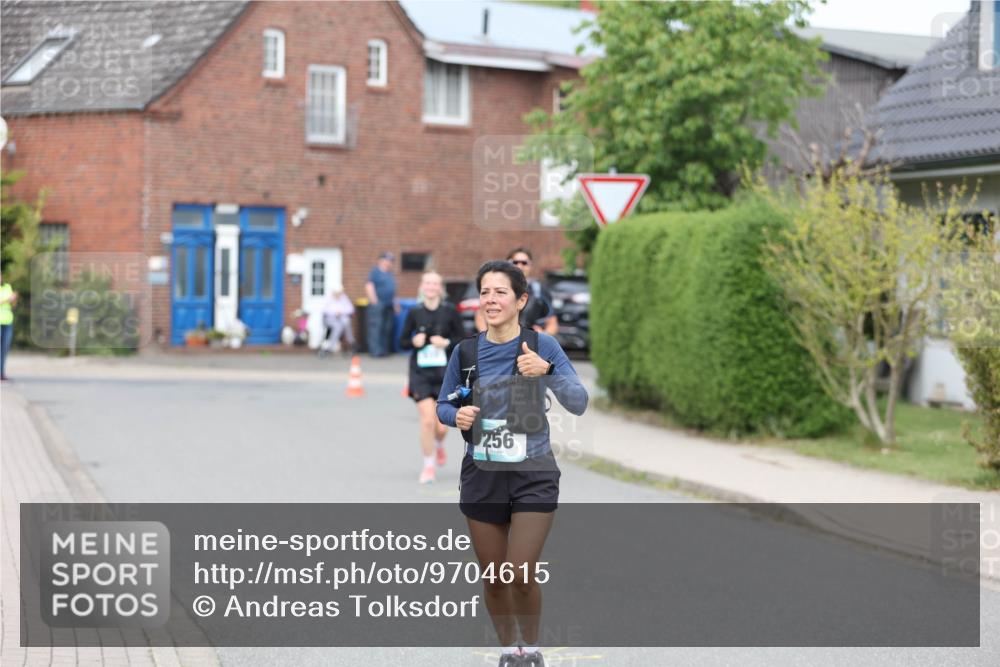 10.05.2026 - 8. Wedeler Halbmarathon Andreas Tolksdorf http://msf.ph/oto/9704615 10.05.2026 10:38:21 Laufen 256 meine-sportfotos.de
