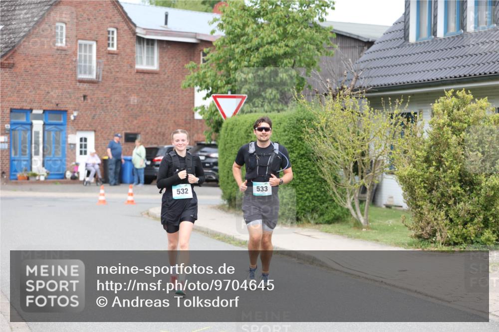 10.05.2026 - 8. Wedeler Halbmarathon Andreas Tolksdorf http://msf.ph/oto/9704645 10.05.2026 10:38:24 Laufen 532, 533 meine-sportfotos.de