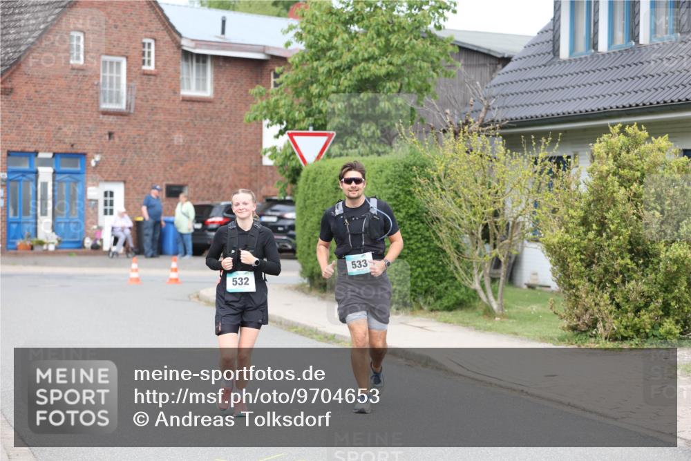 10.05.2026 - 8. Wedeler Halbmarathon Andreas Tolksdorf http://msf.ph/oto/9704653 10.05.2026 10:38:24 Laufen 532, 533 meine-sportfotos.de