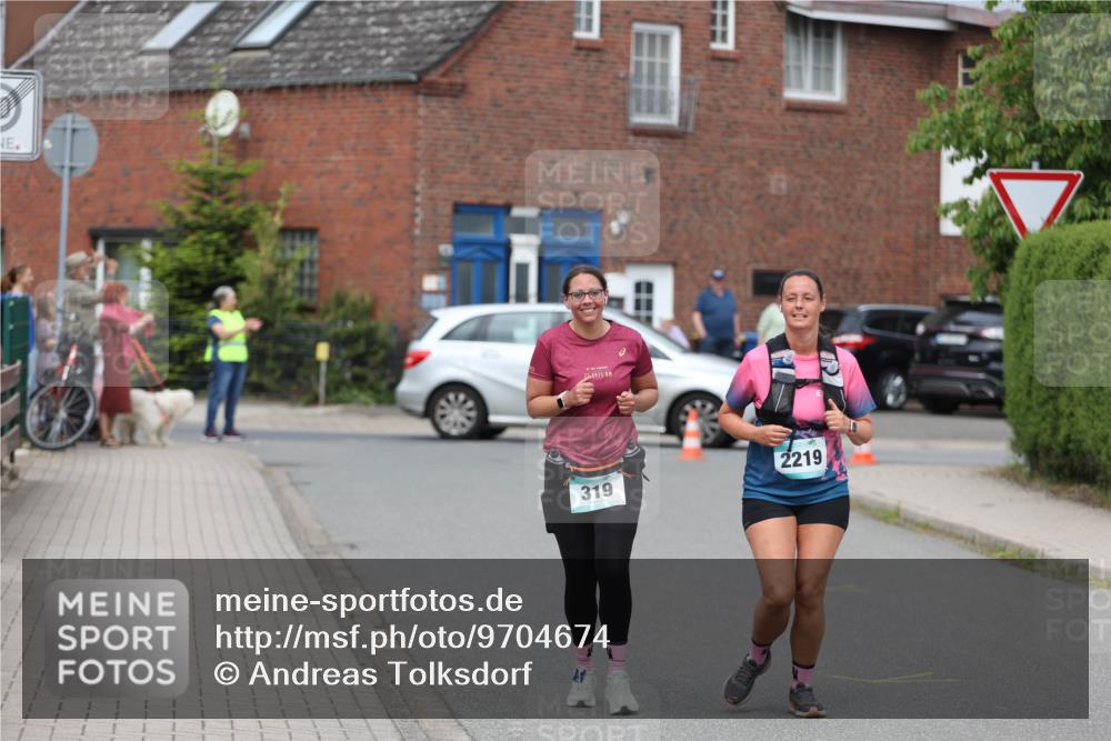 10.05.2026 - 8. Wedeler Halbmarathon Andreas Tolksdorf http://msf.ph/oto/9704674 10.05.2026 10:38:51 Laufen 21, 0975, 319, 2219 meine-sportfotos.de
