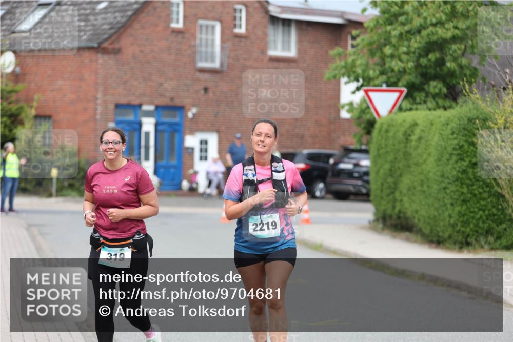 10.05.2026 - 8. Wedeler Halbmarathon Andreas Tolksdorf http://msf.ph/oto/9704681 10.05.2026 10:38:52 Laufen 21, 0975, 319, 2219 meine-sportfotos.de