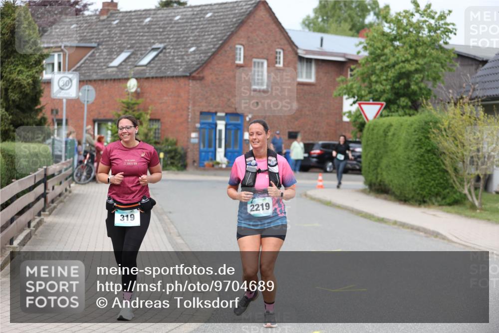 10.05.2026 - 8. Wedeler Halbmarathon Andreas Tolksdorf http://msf.ph/oto/9704689 10.05.2026 10:38:53 Laufen 21, 0975, 319, 2219 meine-sportfotos.de