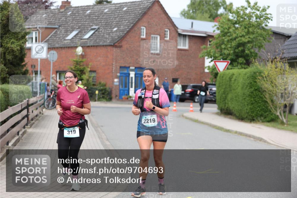 10.05.2026 - 8. Wedeler Halbmarathon Andreas Tolksdorf http://msf.ph/oto/9704693 10.05.2026 10:38:53 Laufen 21, 0975, 319, 2219 meine-sportfotos.de