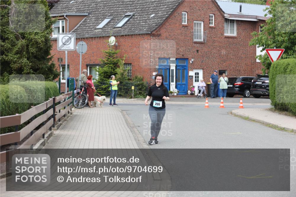10.05.2026 - 8. Wedeler Halbmarathon Andreas Tolksdorf http://msf.ph/oto/9704699 10.05.2026 10:39:01 Laufen 30, 205 meine-sportfotos.de