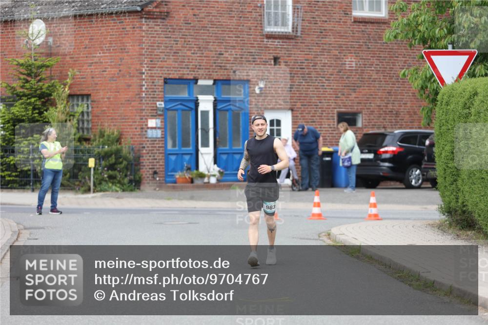10.05.2026 - 8. Wedeler Halbmarathon Andreas Tolksdorf http://msf.ph/oto/9704767 10.05.2026 10:40:47 Laufen 983 meine-sportfotos.de