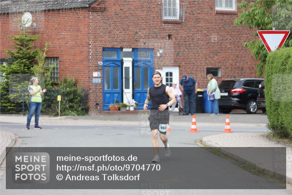 10.05.2026 - 8. Wedeler Halbmarathon Andreas Tolksdorf http://msf.ph/oto/9704770 10.05.2026 10:40:47 Laufen 983 meine-sportfotos.de