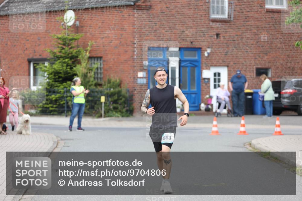 10.05.2026 - 8. Wedeler Halbmarathon Andreas Tolksdorf http://msf.ph/oto/9704806 10.05.2026 10:40:50 Laufen 983 meine-sportfotos.de