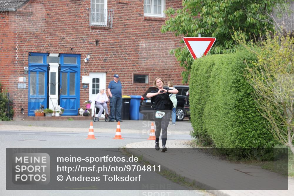 10.05.2026 - 8. Wedeler Halbmarathon Andreas Tolksdorf http://msf.ph/oto/9704811 10.05.2026 10:41:09 Laufen 779 meine-sportfotos.de
