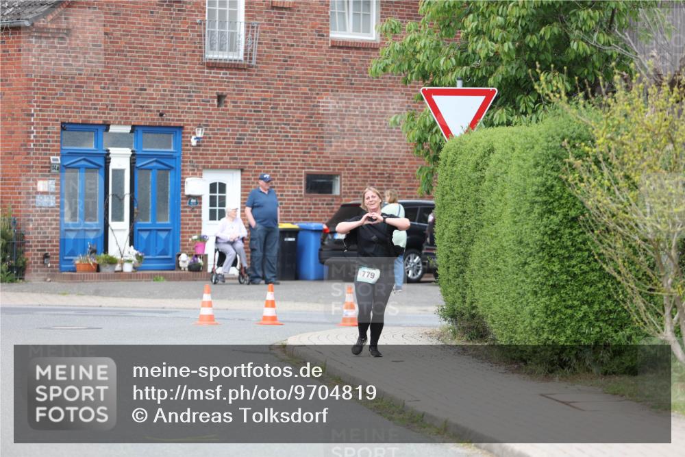 10.05.2026 - 8. Wedeler Halbmarathon Andreas Tolksdorf http://msf.ph/oto/9704819 10.05.2026 10:41:09 Laufen 779 meine-sportfotos.de