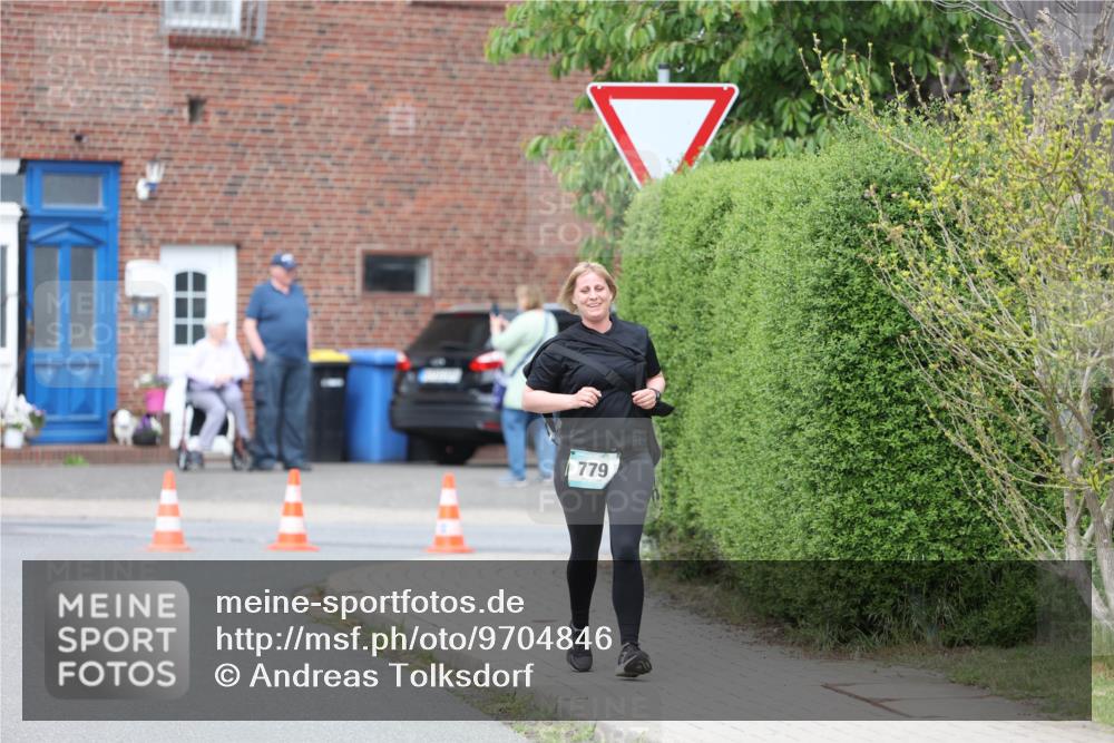 10.05.2026 - 8. Wedeler Halbmarathon Andreas Tolksdorf http://msf.ph/oto/9704846 10.05.2026 10:41:11 Laufen 779 meine-sportfotos.de