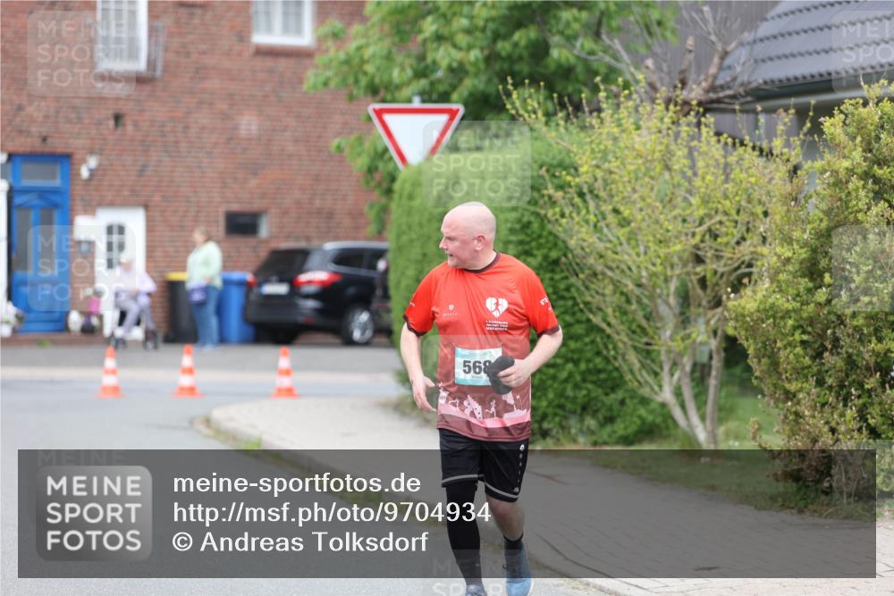 10.05.2026 - 8. Wedeler Halbmarathon Andreas Tolksdorf http://msf.ph/oto/9704934 10.05.2026 10:43:32 Laufen 568 meine-sportfotos.de