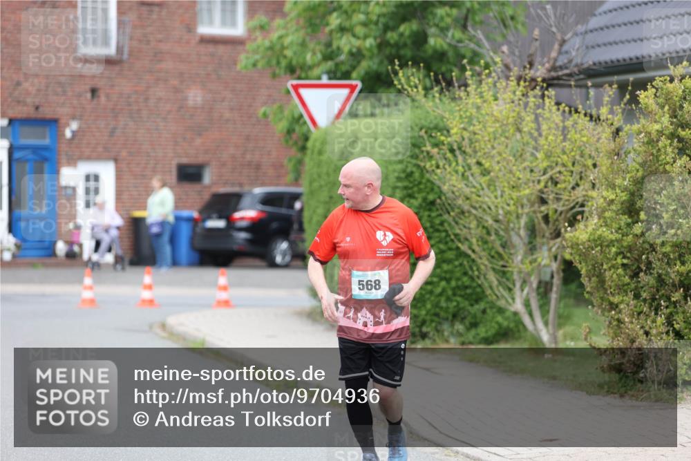 10.05.2026 - 8. Wedeler Halbmarathon Andreas Tolksdorf http://msf.ph/oto/9704936 10.05.2026 10:43:33 Laufen 568 meine-sportfotos.de