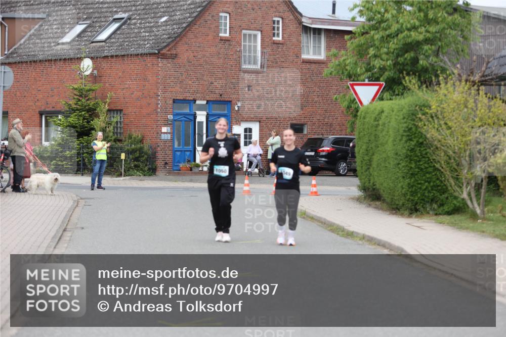 10.05.2026 - 8. Wedeler Halbmarathon Andreas Tolksdorf http://msf.ph/oto/9704997 10.05.2026 10:44:23 Laufen  meine-sportfotos.de