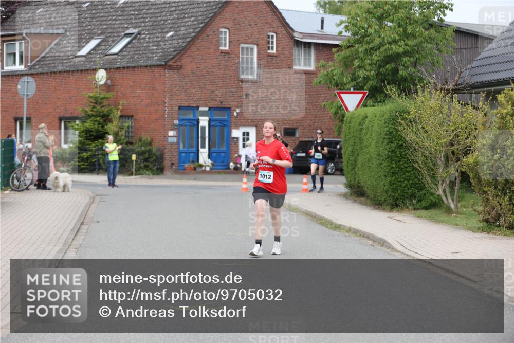 10.05.2026 - 8. Wedeler Halbmarathon Andreas Tolksdorf http://msf.ph/oto/9705032 10.05.2026 10:44:38 Laufen 1012 meine-sportfotos.de