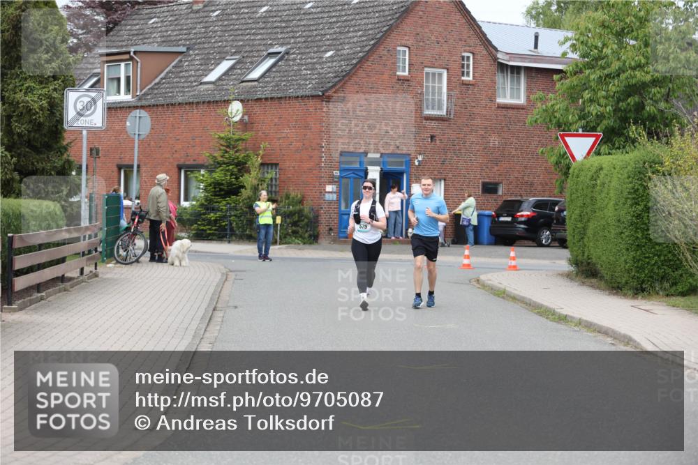 10.05.2026 - 8. Wedeler Halbmarathon Andreas Tolksdorf http://msf.ph/oto/9705087 10.05.2026 10:45:05 Laufen 575 meine-sportfotos.de