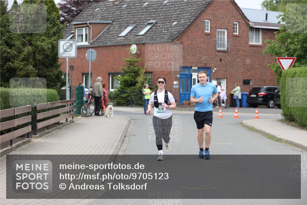 10.05.2026 - 8. Wedeler Halbmarathon Andreas Tolksdorf http://msf.ph/oto/9705123 10.05.2026 10:45:08 Laufen 30, 575, 1 meine-sportfotos.de