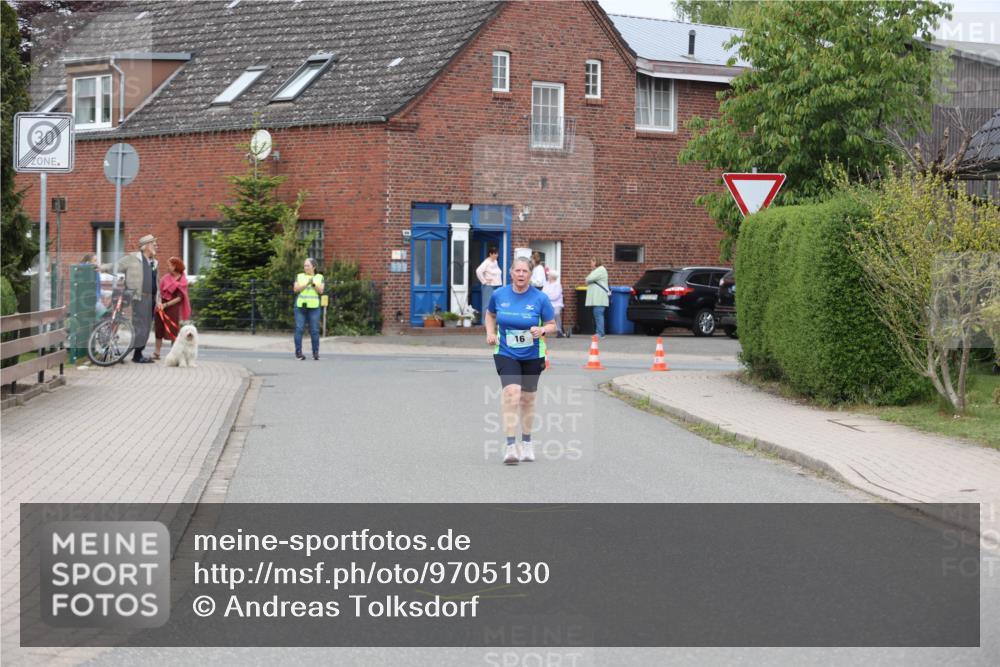 10.05.2026 - 8. Wedeler Halbmarathon Andreas Tolksdorf http://msf.ph/oto/9705130 10.05.2026 10:45:37 Laufen 16 meine-sportfotos.de