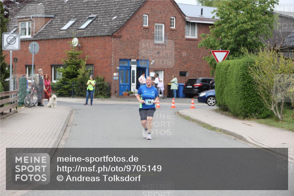 10.05.2026 - 8. Wedeler Halbmarathon Andreas Tolksdorf http://msf.ph/oto/9705149 10.05.2026 10:45:37 Laufen 16 meine-sportfotos.de