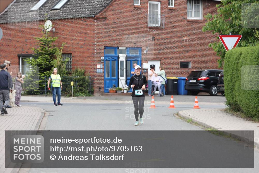 10.05.2026 - 8. Wedeler Halbmarathon Andreas Tolksdorf http://msf.ph/oto/9705163 10.05.2026 10:47:17 Laufen 271 meine-sportfotos.de
