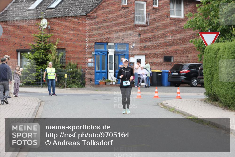 10.05.2026 - 8. Wedeler Halbmarathon Andreas Tolksdorf http://msf.ph/oto/9705164 10.05.2026 10:47:17 Laufen 271 meine-sportfotos.de