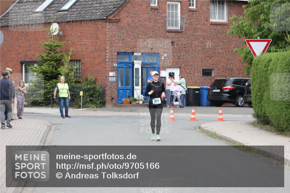 10.05.2026 - 8. Wedeler Halbmarathon Andreas Tolksdorf http://msf.ph/oto/9705166 10.05.2026 10:47:17 Laufen  meine-sportfotos.de