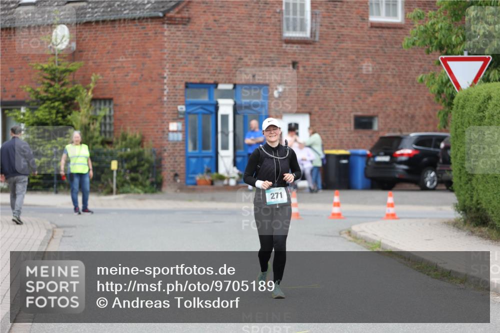 10.05.2026 - 8. Wedeler Halbmarathon Andreas Tolksdorf http://msf.ph/oto/9705189 10.05.2026 10:47:20 Laufen 271 meine-sportfotos.de