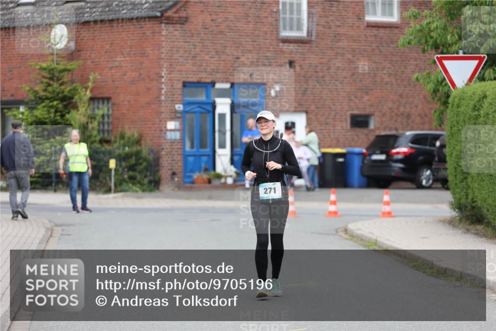 10.05.2026 - 8. Wedeler Halbmarathon Andreas Tolksdorf http://msf.ph/oto/9705196 10.05.2026 10:47:20 Laufen 271 meine-sportfotos.de