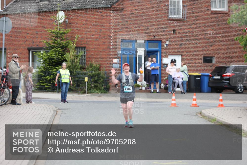 10.05.2026 - 8. Wedeler Halbmarathon Andreas Tolksdorf http://msf.ph/oto/9705208 10.05.2026 10:48:00 Laufen 2100 meine-sportfotos.de