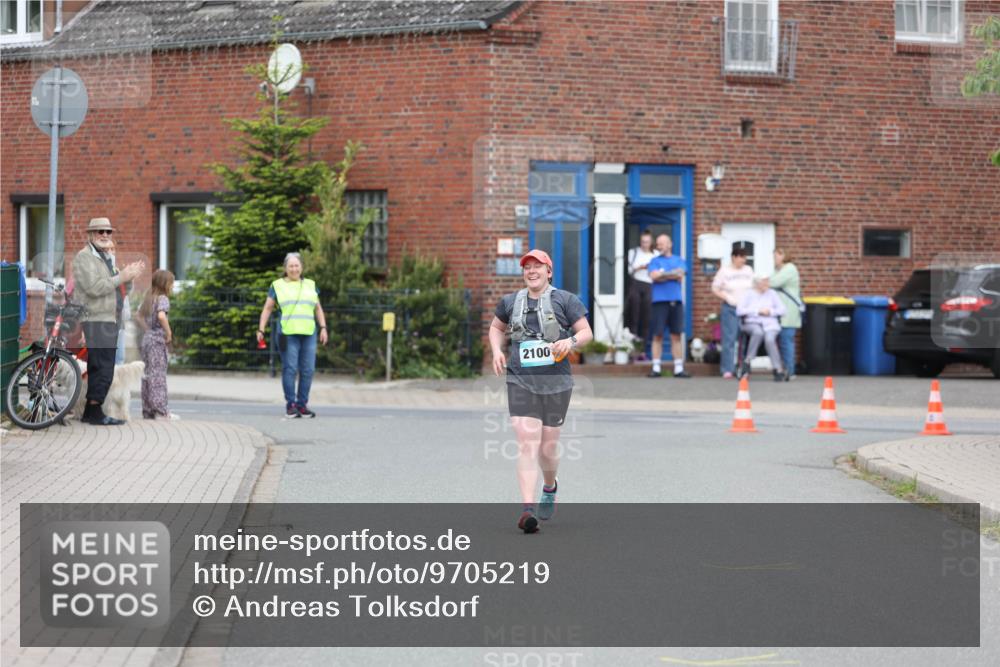 10.05.2026 - 8. Wedeler Halbmarathon Andreas Tolksdorf http://msf.ph/oto/9705219 10.05.2026 10:48:00 Laufen 2100 meine-sportfotos.de