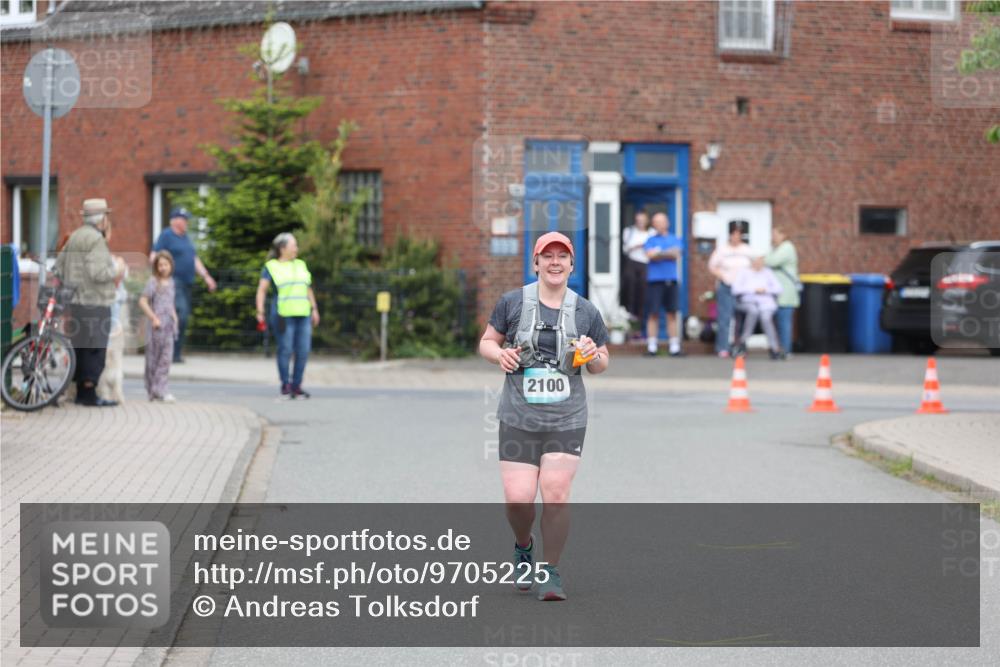 10.05.2026 - 8. Wedeler Halbmarathon Andreas Tolksdorf http://msf.ph/oto/9705225 10.05.2026 10:48:03 Laufen 2100 meine-sportfotos.de