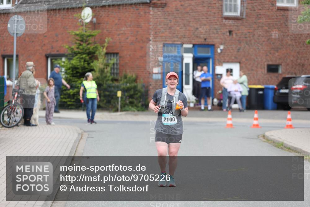 10.05.2026 - 8. Wedeler Halbmarathon Andreas Tolksdorf http://msf.ph/oto/9705226 10.05.2026 10:48:03 Laufen 2100 meine-sportfotos.de