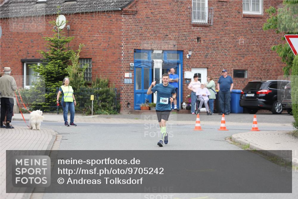 10.05.2026 - 8. Wedeler Halbmarathon Andreas Tolksdorf http://msf.ph/oto/9705242 10.05.2026 10:48:47 Laufen 150 meine-sportfotos.de