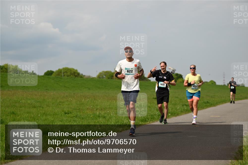 10.05.2026 - 8. Wedeler Halbmarathon Dr. Thomas Lammeyer http://msf.ph/oto/9706570 10.05.2026 11:58:03 Laufen 622, 969, 431 meine-sportfotos.de
