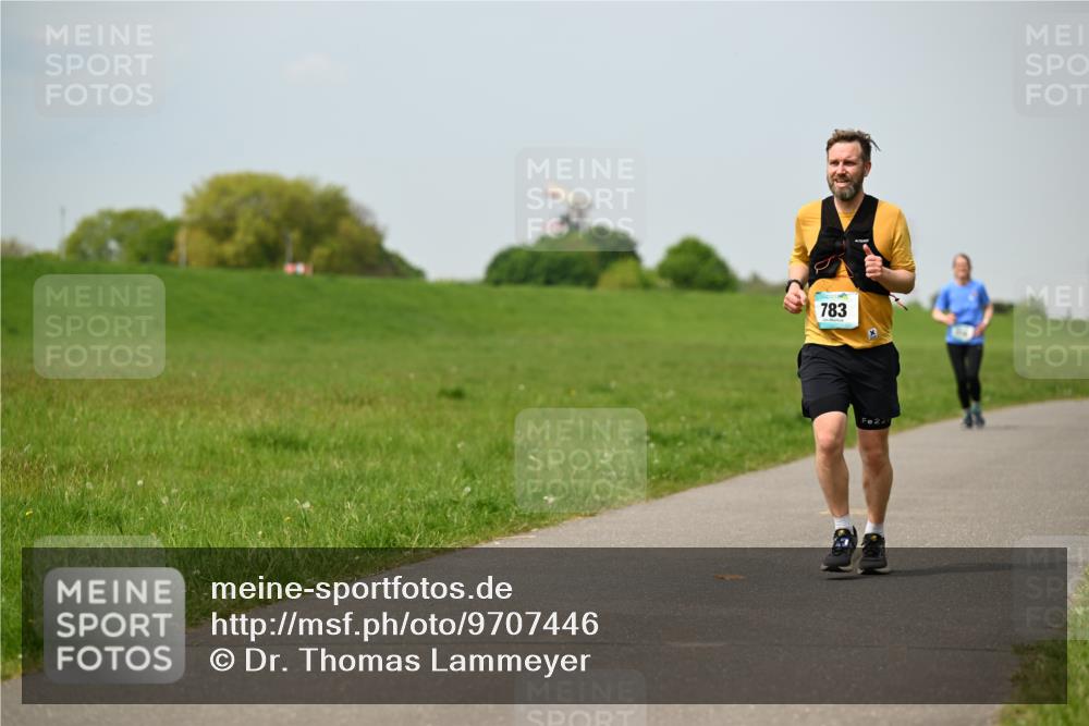 10.05.2026 - 8. Wedeler Halbmarathon Dr. Thomas Lammeyer http://msf.ph/oto/9707446 10.05.2026 11:59:18 Laufen 783, 220 meine-sportfotos.de
