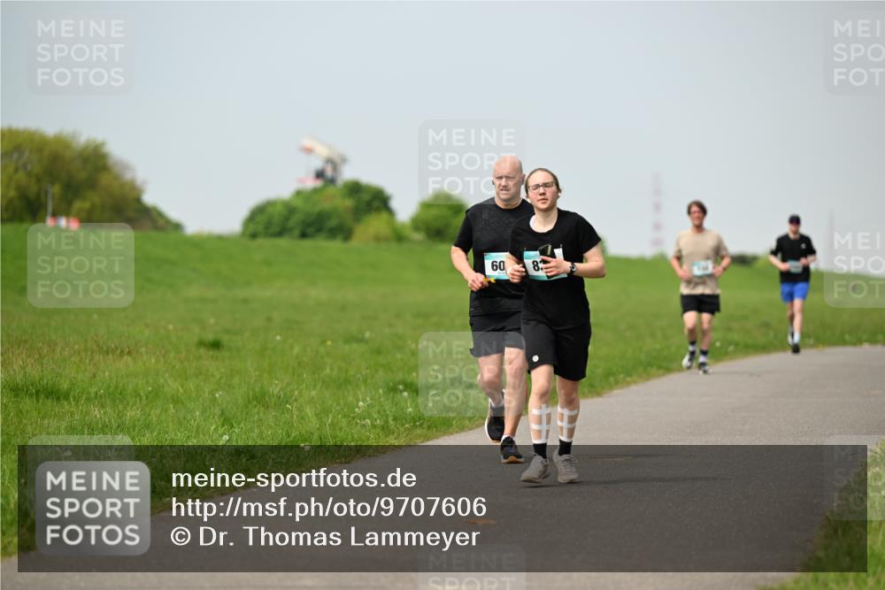 10.05.2026 - 8. Wedeler Halbmarathon Dr. Thomas Lammeyer http://msf.ph/oto/9707606 10.05.2026 11:59:39 Laufen  meine-sportfotos.de