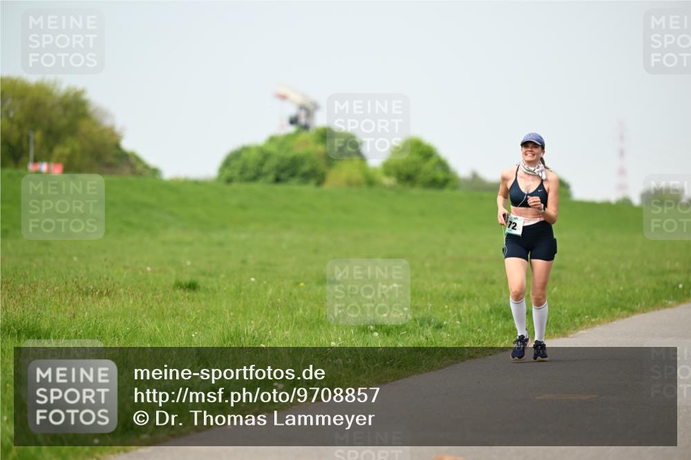 10.05.2026 - 8. Wedeler Halbmarathon Dr. Thomas Lammeyer http://msf.ph/oto/9708857 10.05.2026 12:02:11 Laufen  meine-sportfotos.de
