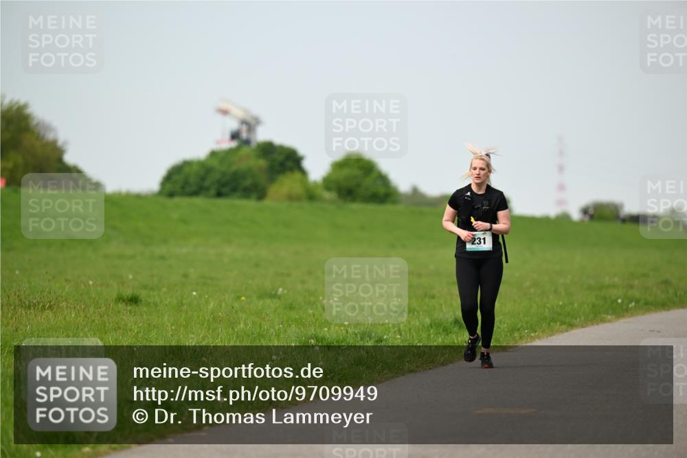 10.05.2026 - 8. Wedeler Halbmarathon Dr. Thomas Lammeyer http://msf.ph/oto/9709949 10.05.2026 12:04:05 Laufen 231 meine-sportfotos.de