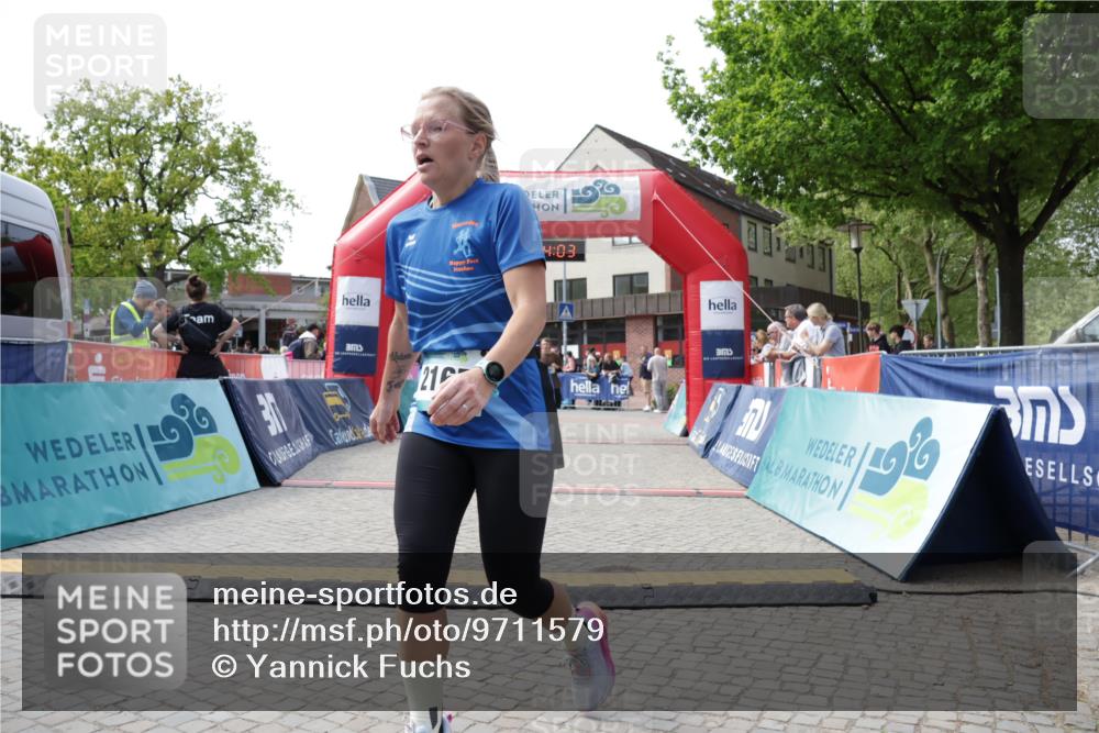 10.05.2026 - 8. Wedeler Halbmarathon Yannick Fuchs http://msf.ph/oto/9711579 10.05.2026 11:24:01 Ziel 991, 2125, 2165 meine-sportfotos.de