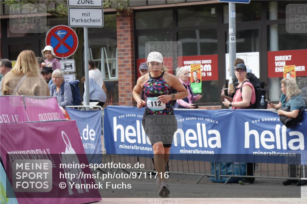 10.05.2026 - 8. Wedeler Halbmarathon Yannick Fuchs http://msf.ph/oto/9711716 10.05.2026 11:24:17 Ziel 112 meine-sportfotos.de