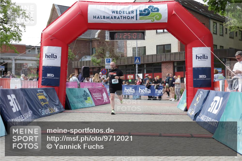 10.05.2026 - 8. Wedeler Halbmarathon Yannick Fuchs http://msf.ph/oto/9712021 10.05.2026 11:24:59 Ziel 477 meine-sportfotos.de