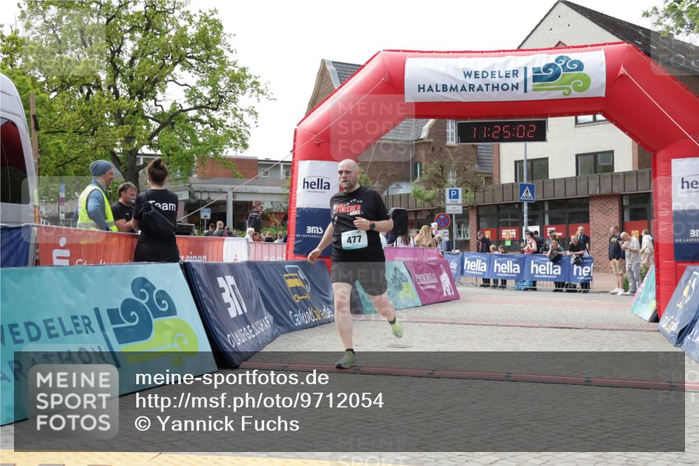 10.05.2026 - 8. Wedeler Halbmarathon Yannick Fuchs http://msf.ph/oto/9712054 10.05.2026 11:25:00 Ziel 477 meine-sportfotos.de
