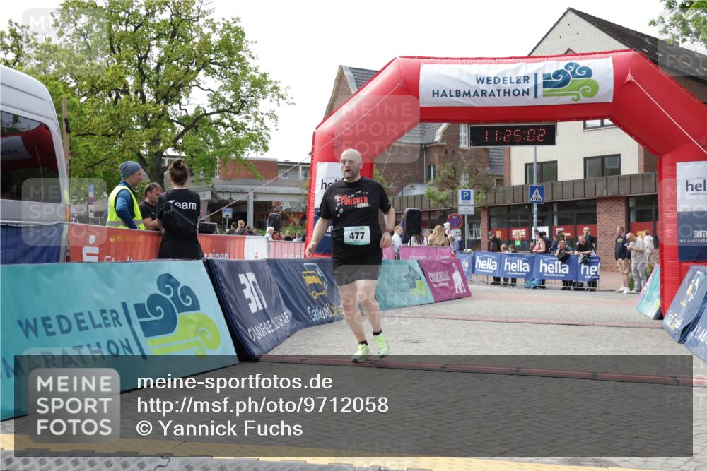 10.05.2026 - 8. Wedeler Halbmarathon Yannick Fuchs http://msf.ph/oto/9712058 10.05.2026 11:25:01 Ziel 477 meine-sportfotos.de