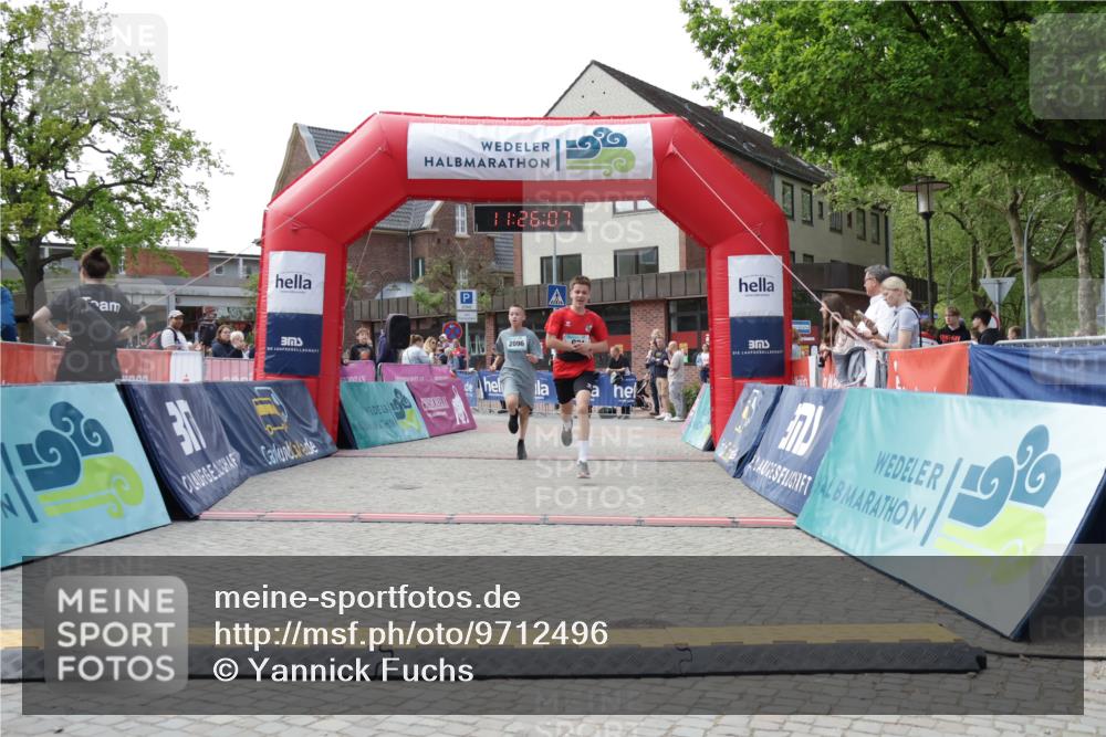 10.05.2026 - 8. Wedeler Halbmarathon Yannick Fuchs http://msf.ph/oto/9712496 10.05.2026 11:26:05 Ziel 931, 2096 meine-sportfotos.de