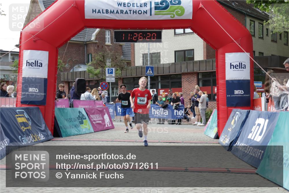 10.05.2026 - 8. Wedeler Halbmarathon Yannick Fuchs http://msf.ph/oto/9712611 10.05.2026 11:26:18 Ziel 940, 2182 meine-sportfotos.de