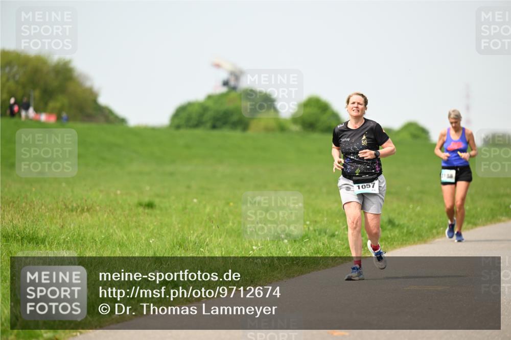 10.05.2026 - 8. Wedeler Halbmarathon Dr. Thomas Lammeyer http://msf.ph/oto/9712674 10.05.2026 12:09:20 Laufen 1057, 2108 meine-sportfotos.de