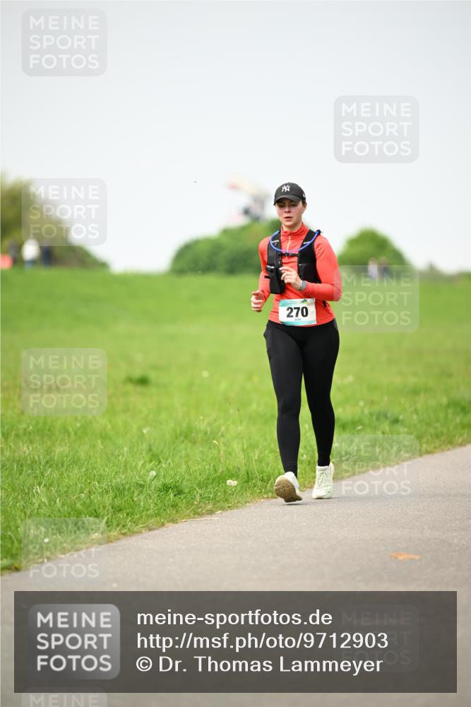 10.05.2026 - 8. Wedeler Halbmarathon Dr. Thomas Lammeyer http://msf.ph/oto/9712903 10.05.2026 12:10:55 Laufen 270 meine-sportfotos.de