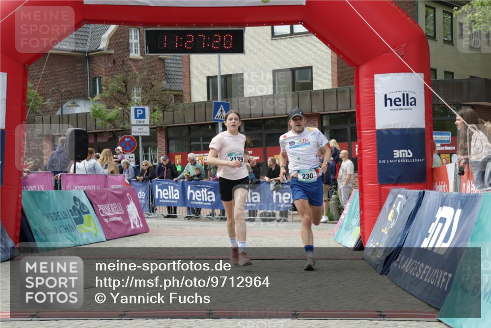 10.05.2026 - 8. Wedeler Halbmarathon Yannick Fuchs http://msf.ph/oto/9712964 10.05.2026 11:27:18 Ziel 230, 2139 meine-sportfotos.de