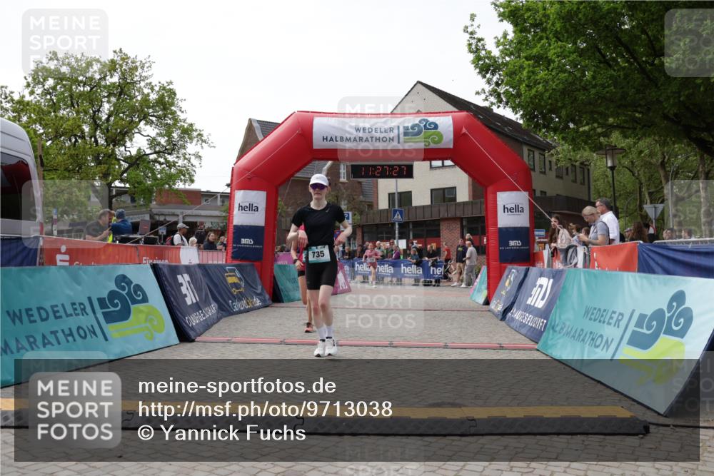 10.05.2026 - 8. Wedeler Halbmarathon Yannick Fuchs http://msf.ph/oto/9713038 10.05.2026 11:27:25 Ziel 735, 2151, 2224 meine-sportfotos.de