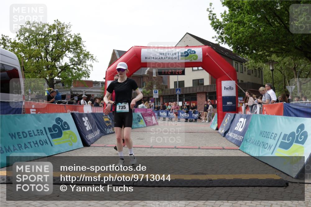 10.05.2026 - 8. Wedeler Halbmarathon Yannick Fuchs http://msf.ph/oto/9713044 10.05.2026 11:27:26 Ziel 735, 2151, 2224 meine-sportfotos.de
